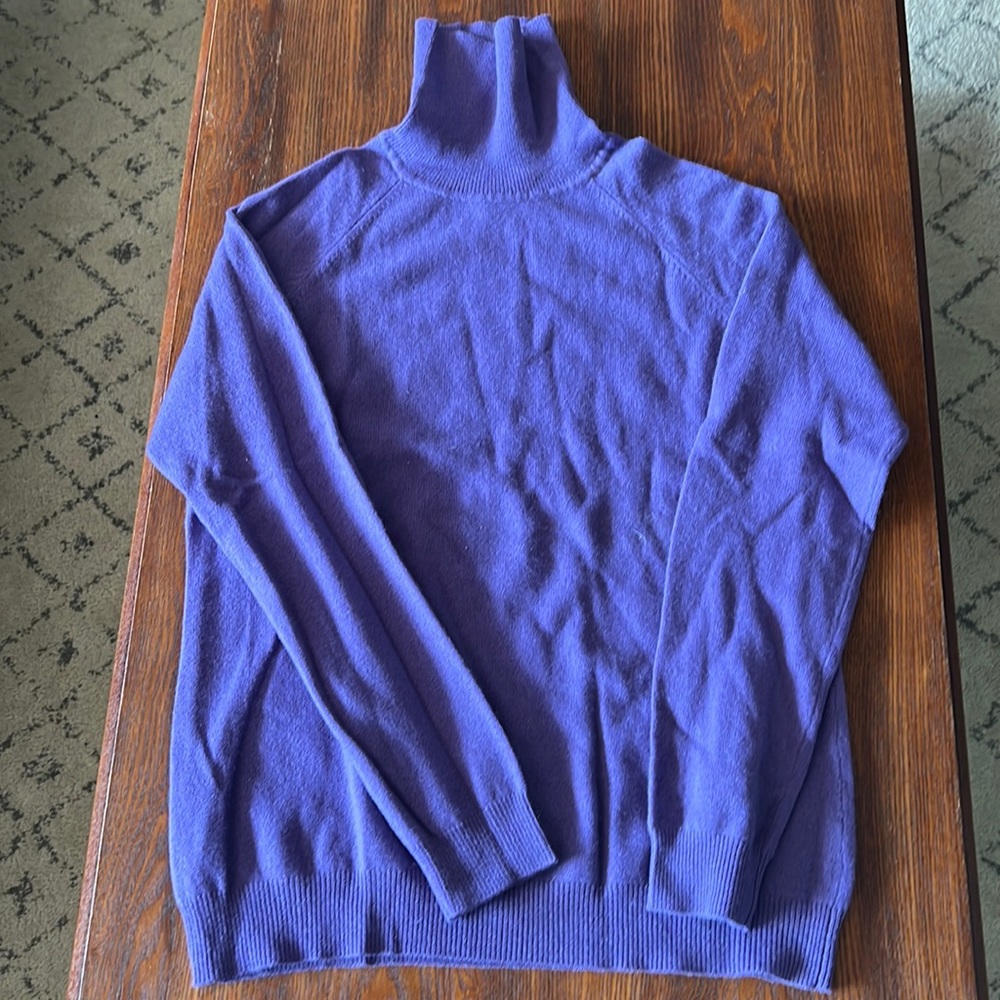 Women’s XL Purple Cashmere Turtleneck